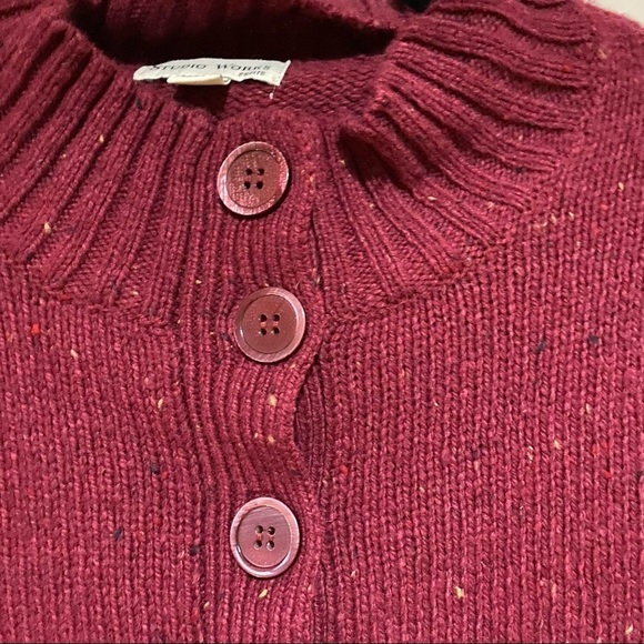 Maroon large button cardigan - Picture 5 of 7